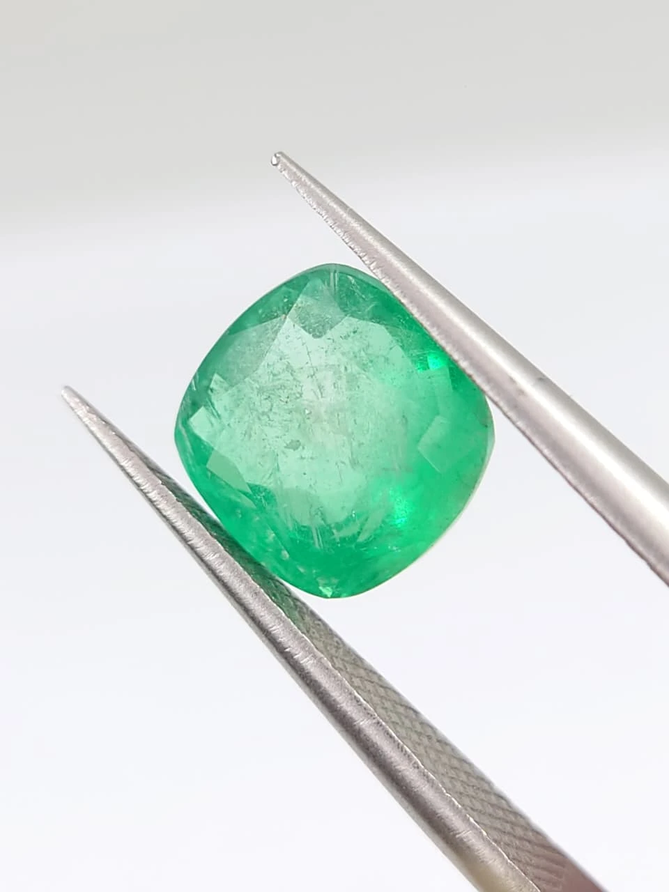 2.4ct Natural Cushion Cut Panjshir Emerald from Afghanistan — view 5